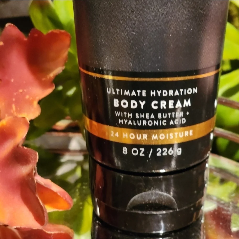 Bath & Body Works Noir Hydrating Body Cream - Picture 5 of 5